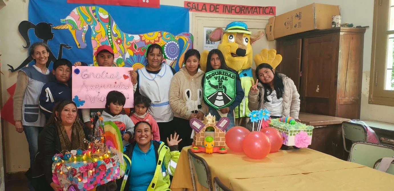 Escuela n°118 Juan de Arismendi, fiesta de los estudiantes.